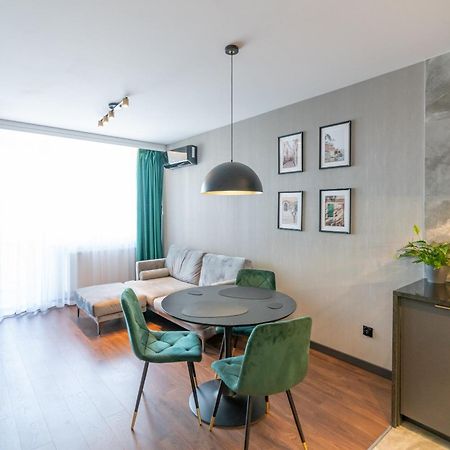 Noche Apartamenty Premium Biała Podlaska Esterno foto
