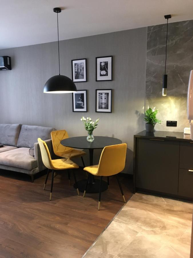 Noche Apartamenty Premium Biała Podlaska Esterno foto