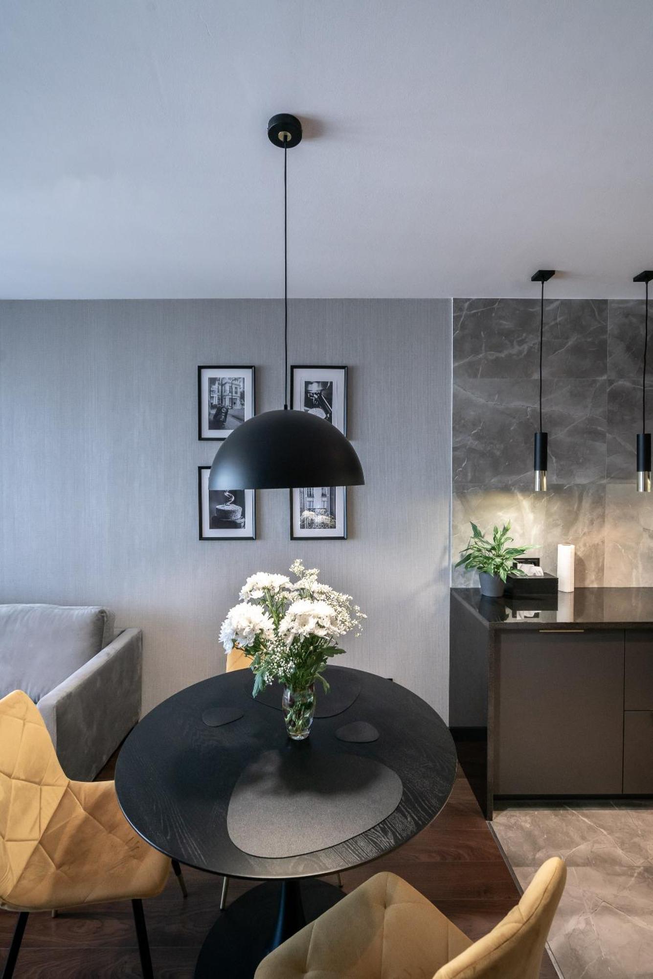 Noche Apartamenty Premium Biała Podlaska Esterno foto
