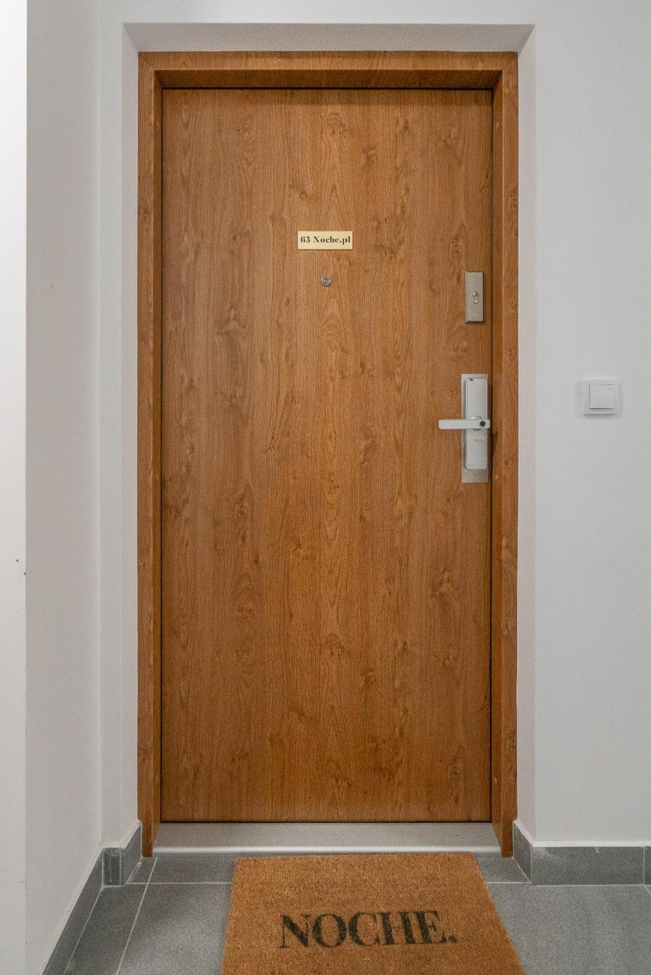 Noche Apartamenty Premium Biała Podlaska Esterno foto